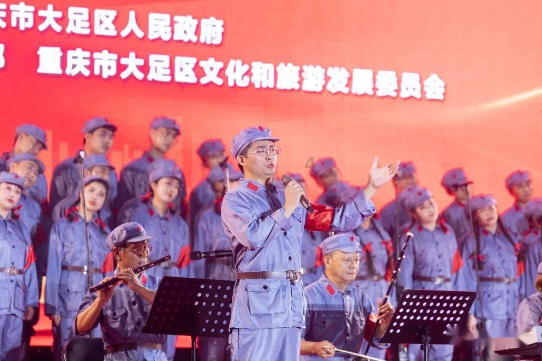 周杰伦晒儿子的近照，你觉得他儿子长得像爸爸还是妈妈？游戏画面